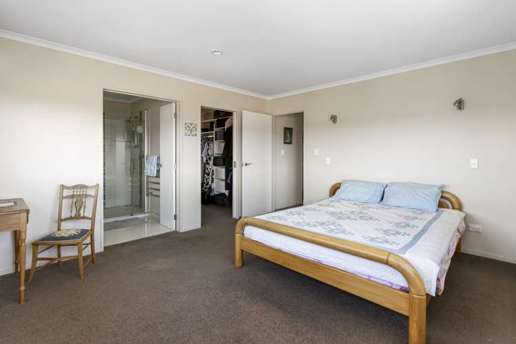 92 West Hoe Heights Orewa_10