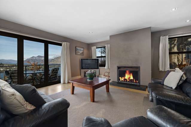 105 Goldfield Heights Queenstown_2