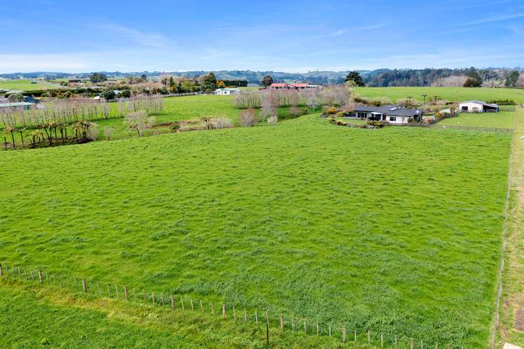 39 Matarikoriko Road Waitara_26