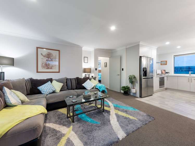 32 Sabre Street Papamoa_4