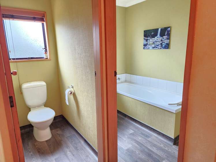 1 Felix-Campbell Street Greymouth_12