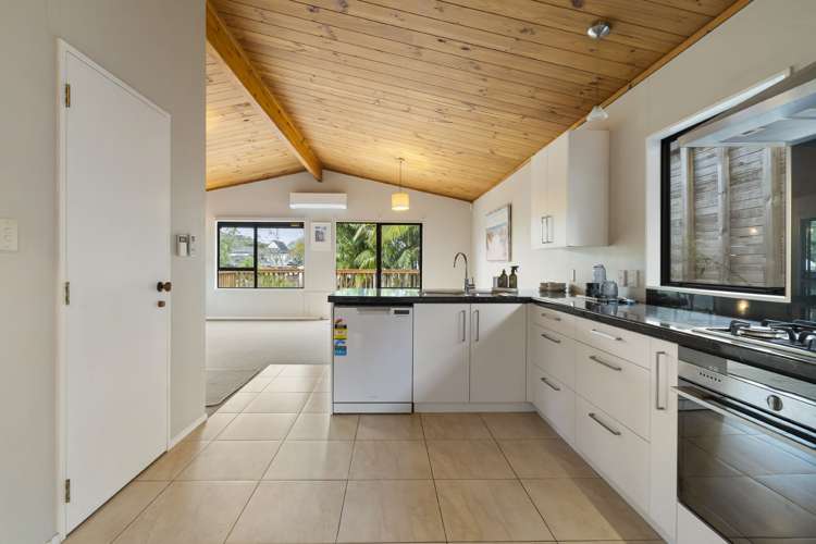 42a Don Croot Street Morningside_10