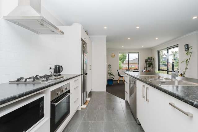 31 Maanihi Drive Rototuna North_3