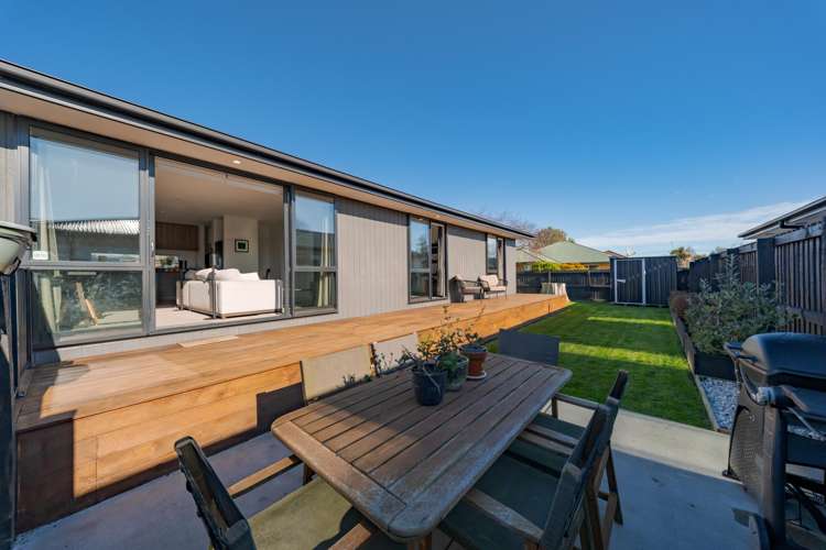 6 Youngston Lane Woolston_21