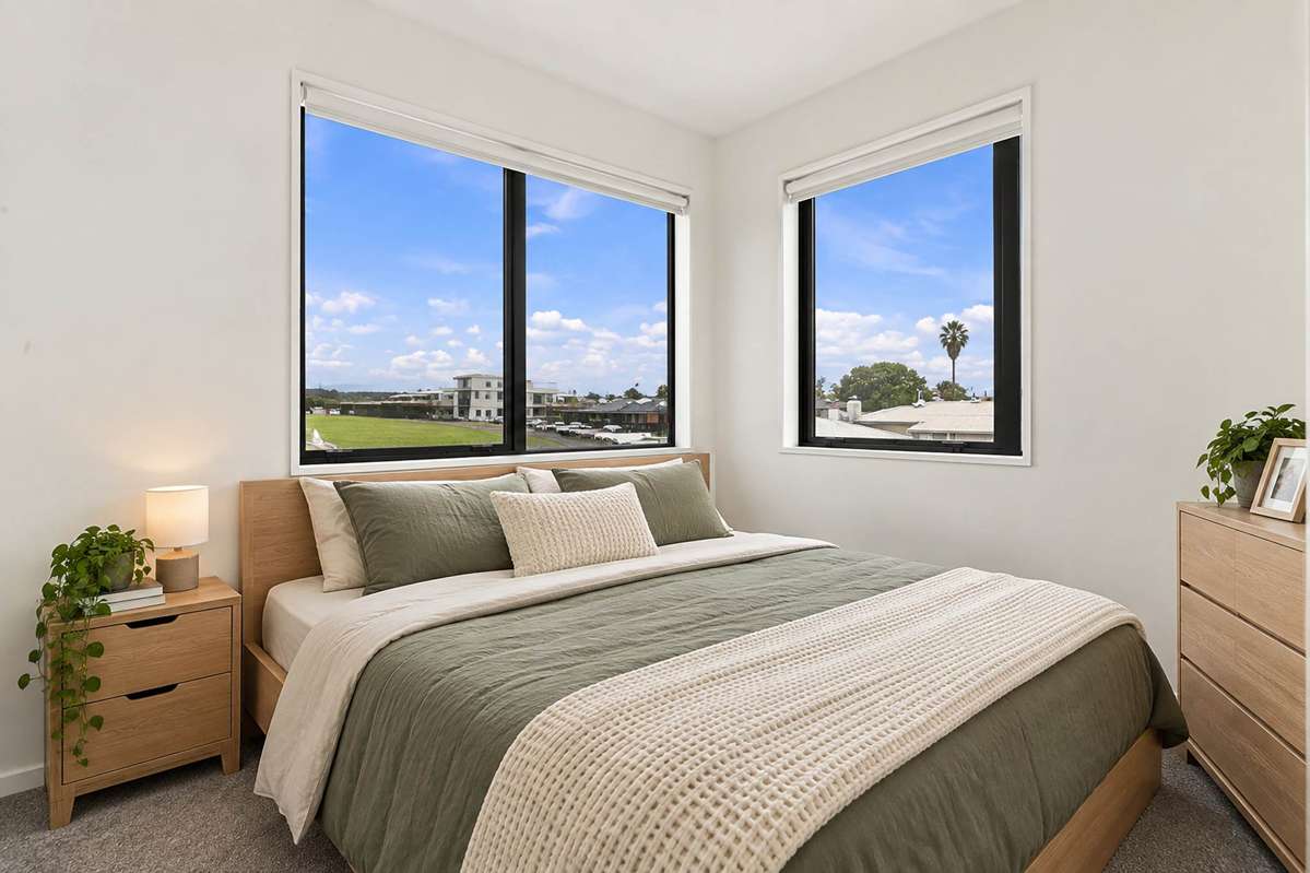 1/5 Browns Road_4