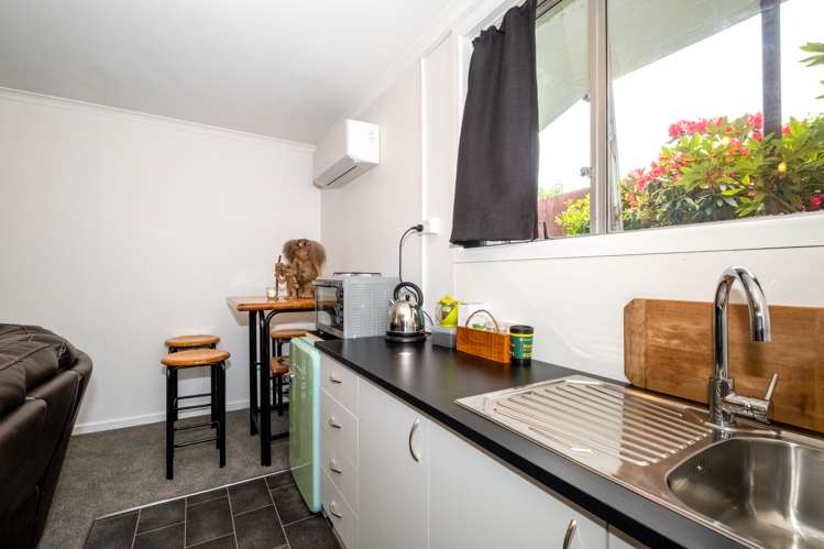 1/61 Evans Street Waimataitai_13