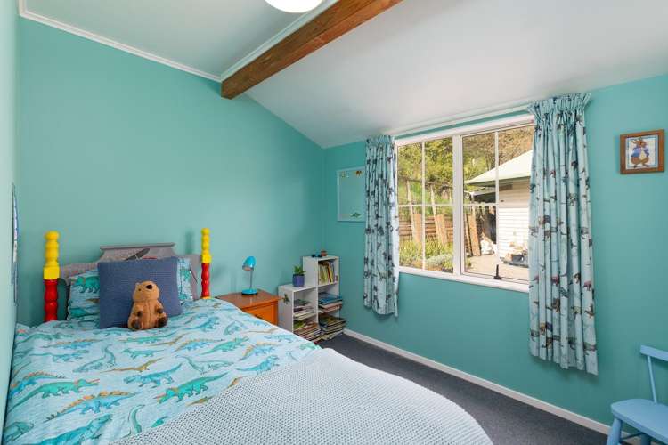 265 Lud Valley Road Hira_17