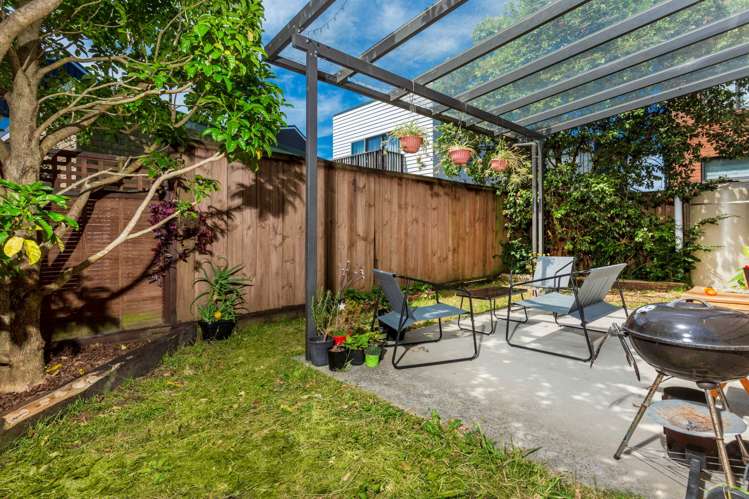 2 Rarahu Road Hobsonville_15