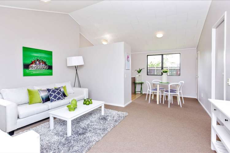 28b Longburn Road Henderson_4