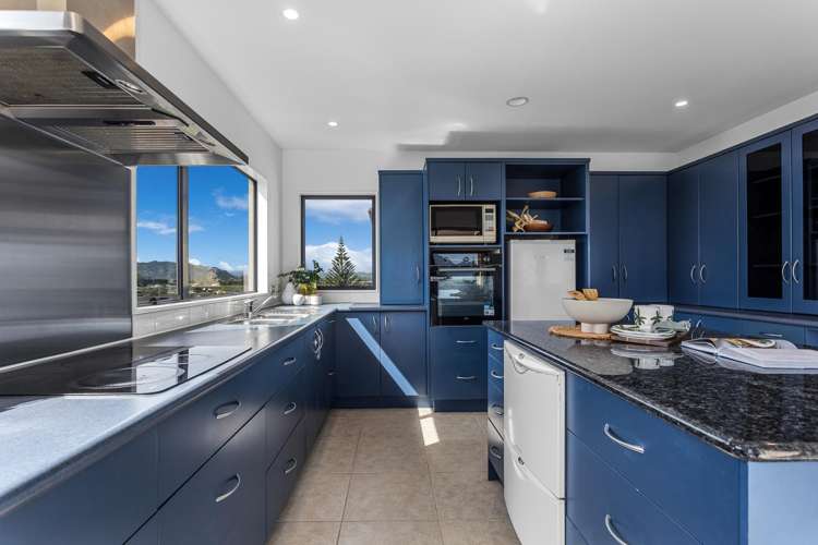 11 Island View Heights Coastlands_14