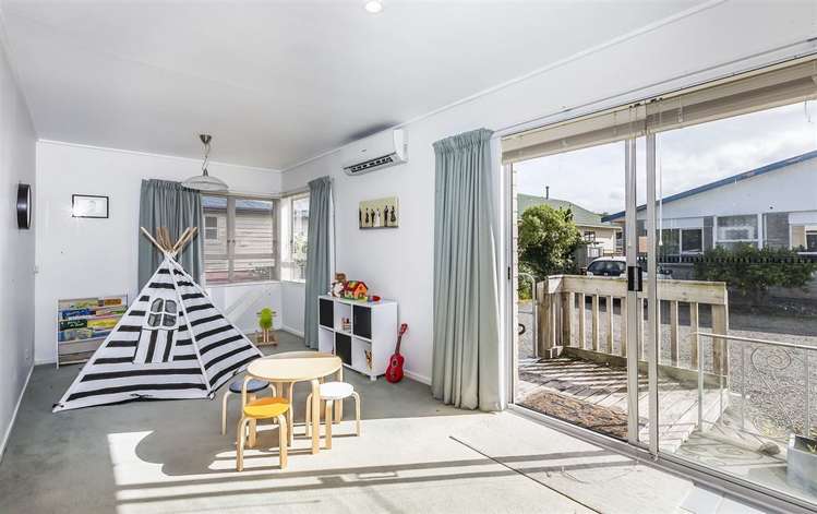 2/65 Rex Street Miramar_6