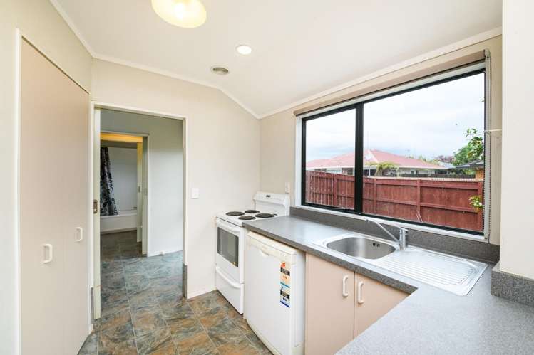 67 Amberley Avenue Highbury_15