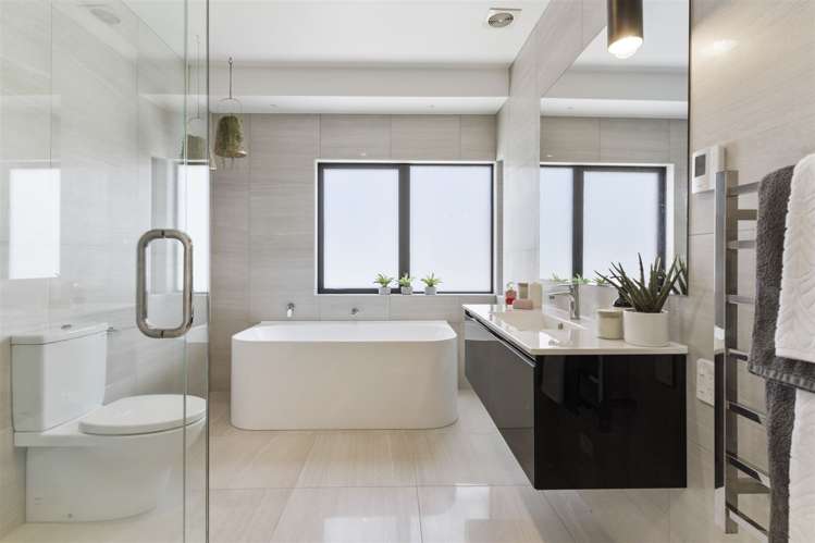 109 Motu Iti Pauanui_12