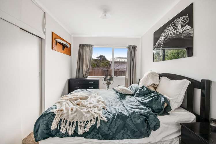 8C Langton Road Stanmore Bay_10
