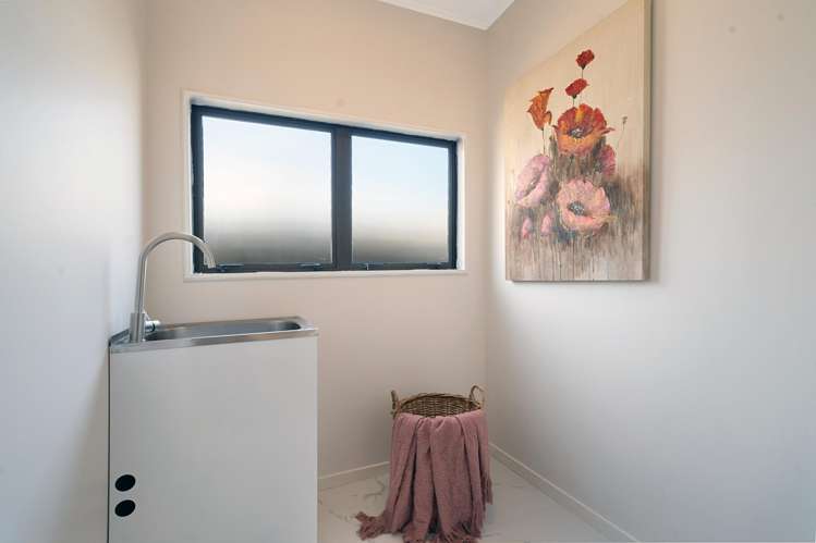 48A Beaubank Road Kelston_12