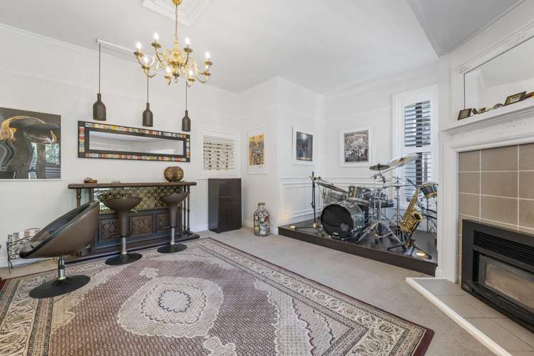 221 Awai Road Tarurutangi_10