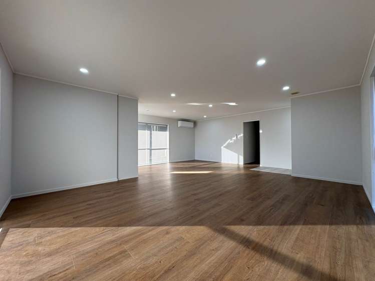 49 Michael Jones Drive Flat Bush_2