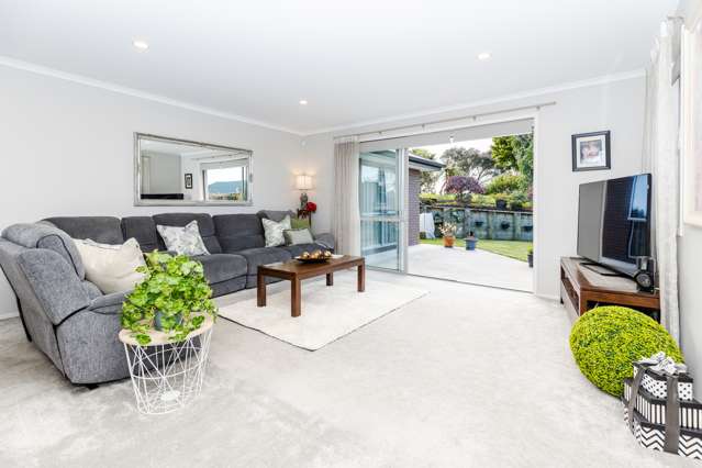 16 Carlingford Rise Dinsdale_2