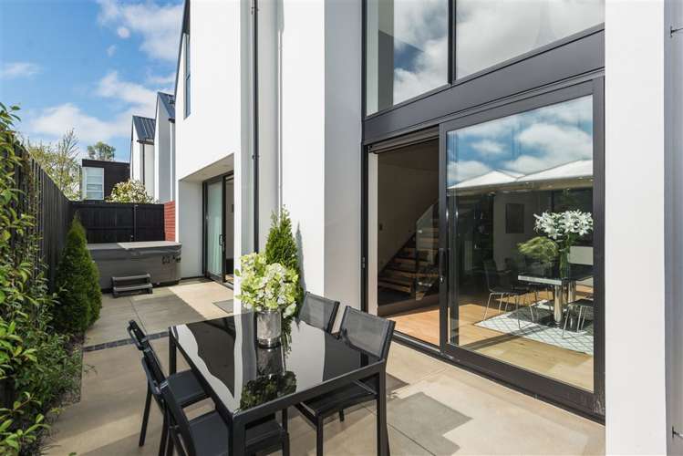 2/7 Peacock Street Christchurch Central_12