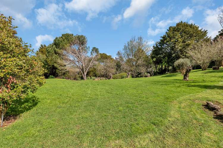 115 Woodward Road Maungatapere_34