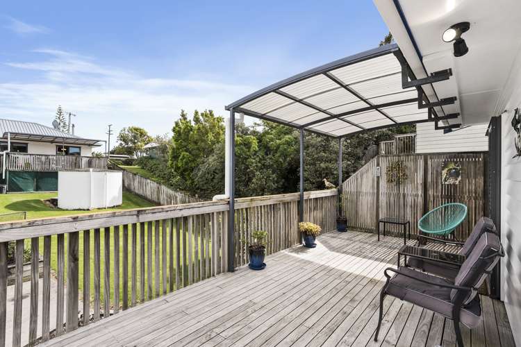 37 Shelly Bay Road Beachlands_25