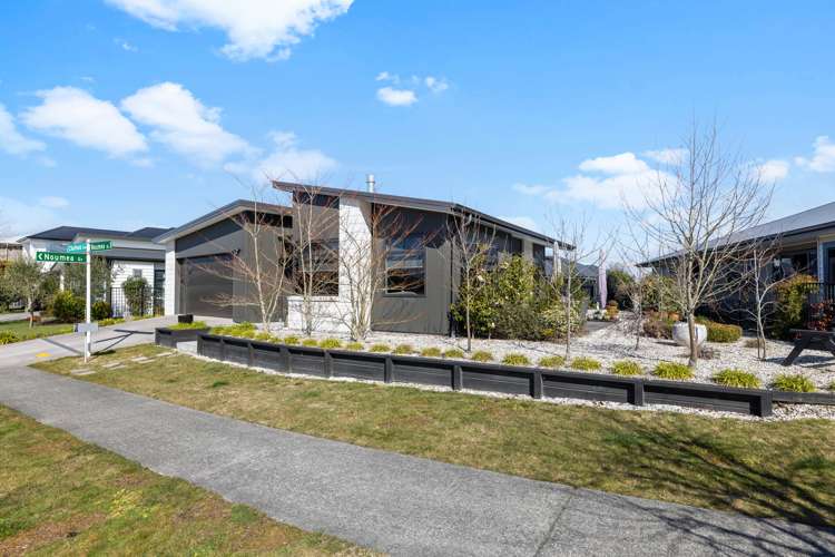 15 Noumea Drive Rangatira Park_22