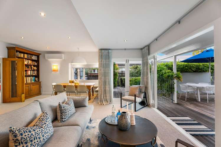 163 Long Drive St Heliers_15