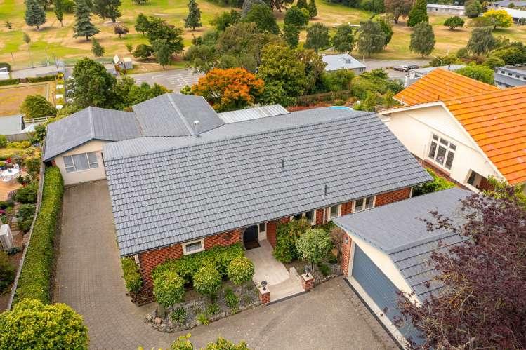 20 Kitchener Square Highfield_42