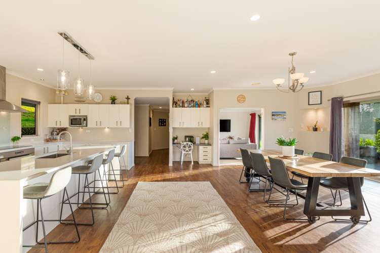 92 Taiapa Valley Road Muriwai_20