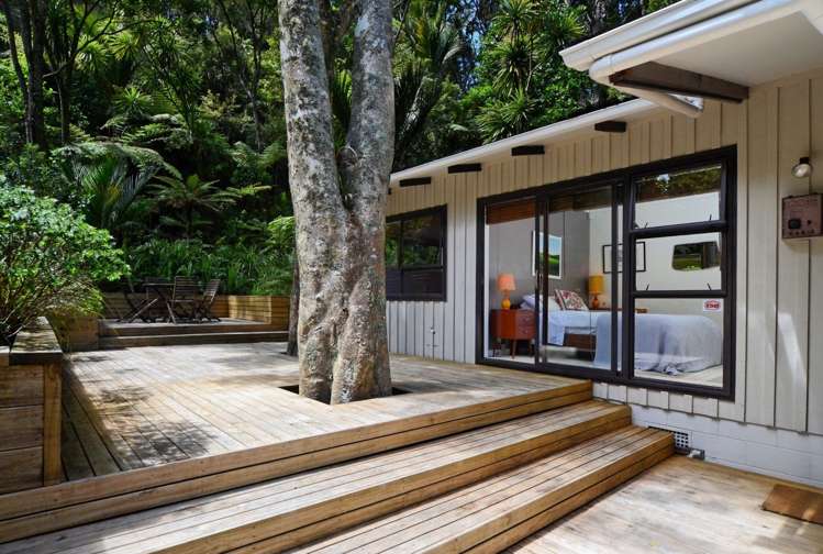 2 Takahe Road Titirangi_13