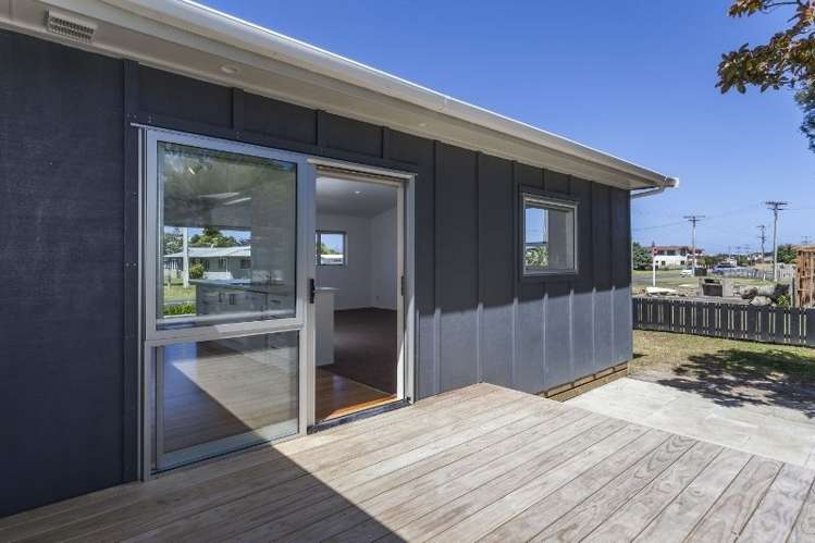 307 Sylvia Road Whangamata_13