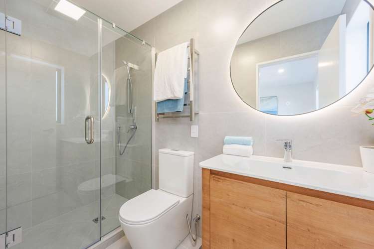 5 Kapiti Place Sunnynook_12