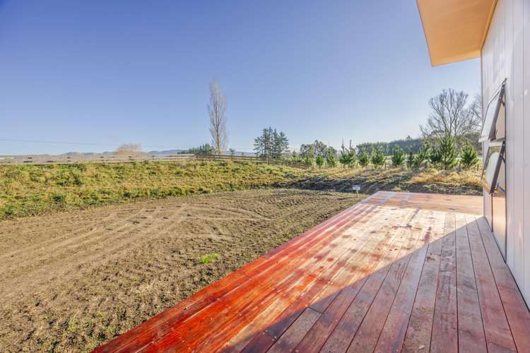 296 White Road Otane_16