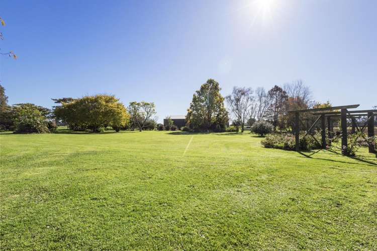 208 Livingstone Road Te Poi_21