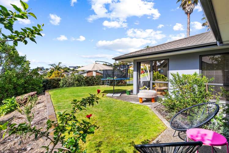 2 Rakau Views Orewa_18