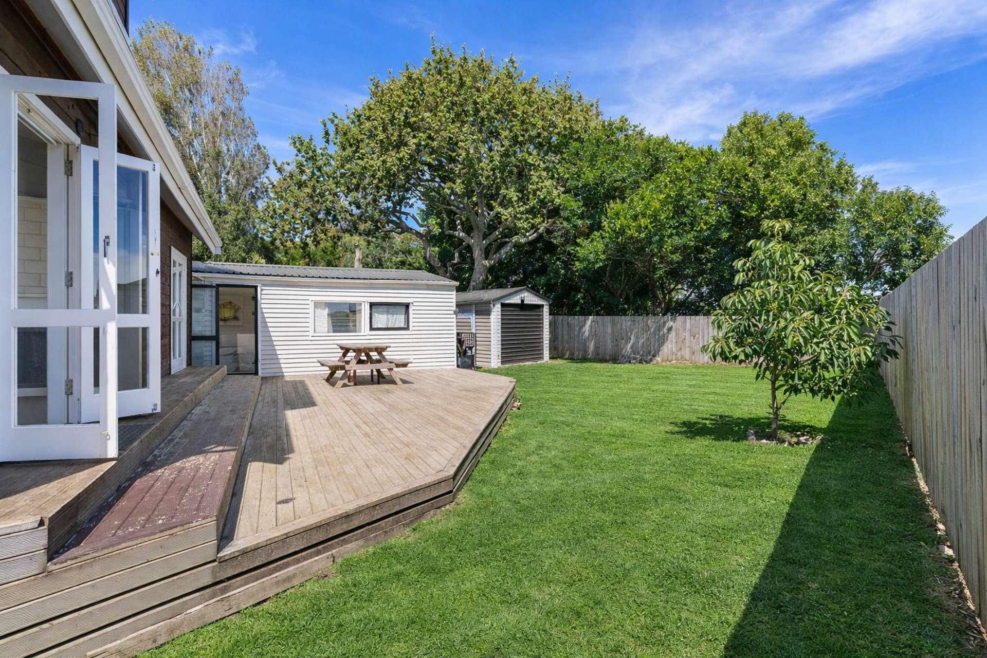 13 Blanes Road Weymouth_0