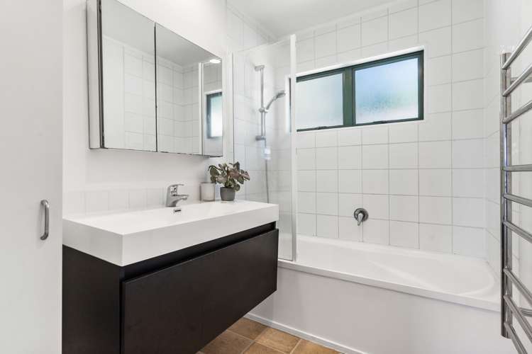 2/83 Vandeleur Avenue Birkdale_12