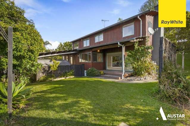 542A West Coast Road, Oratia