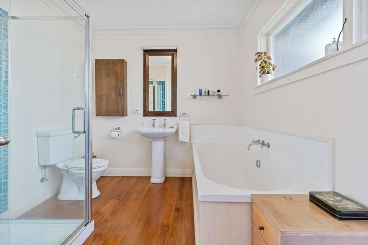 2 Tawari Road Henderson Valley_23