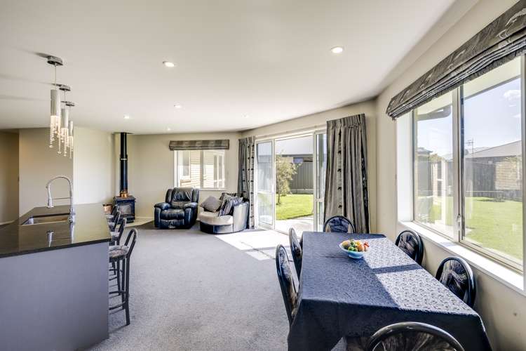 24 Onyx Place Awatoto_2