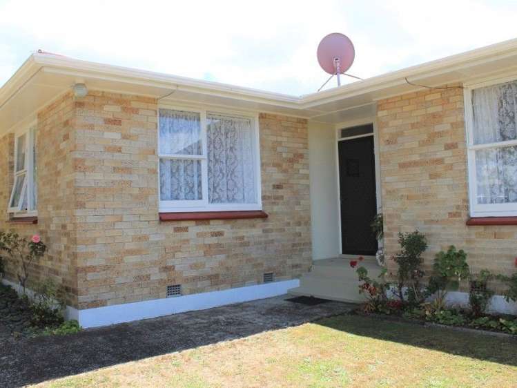 29 Tauranga Road Waihi_16