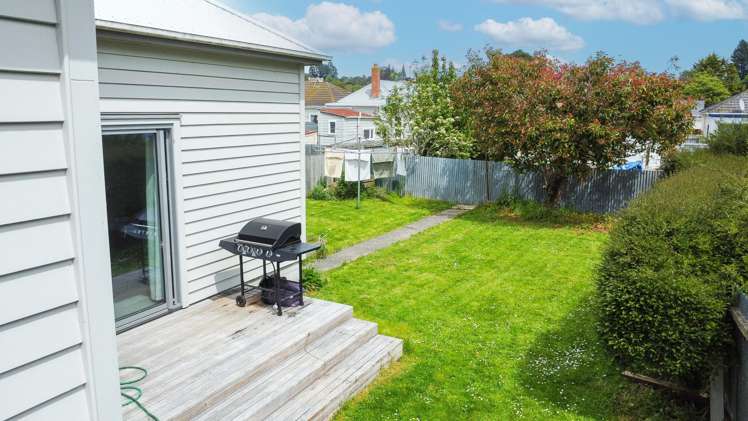 15 Crown Street North East Valley_14