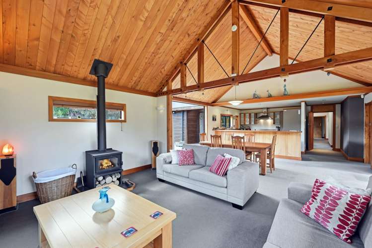 2 Millar Road Lake Okareka_2