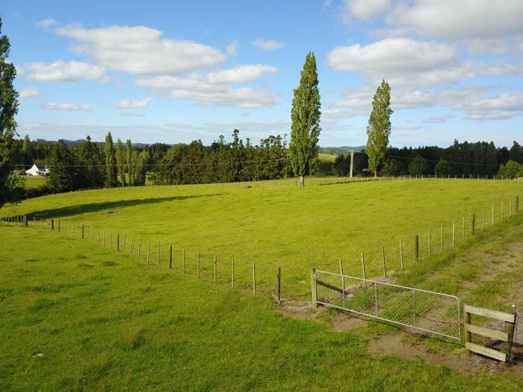 7045 State Highway 1 Pakaraka_35