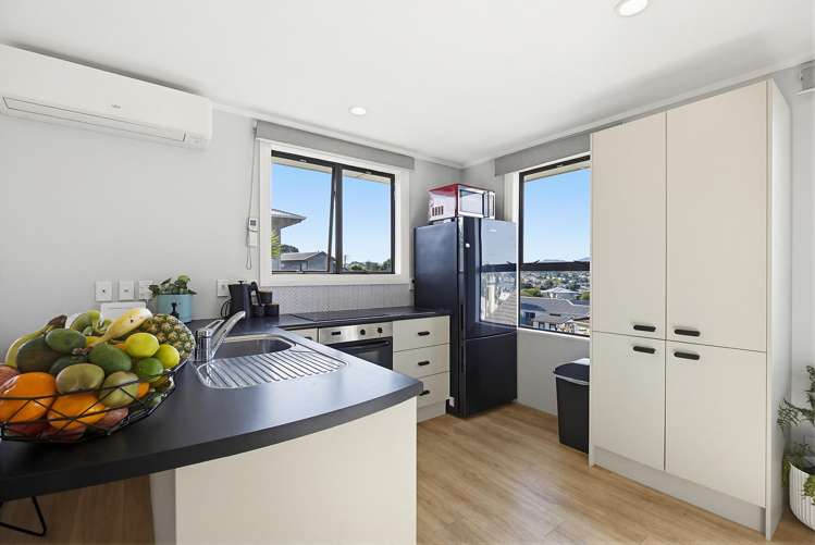 16 Tuki Street Titahi Bay_8
