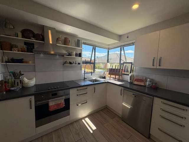10B Geraldine Street Edgeware_1