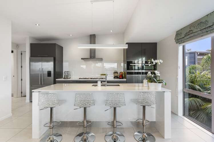 4a Beach Road Castor Bay_7