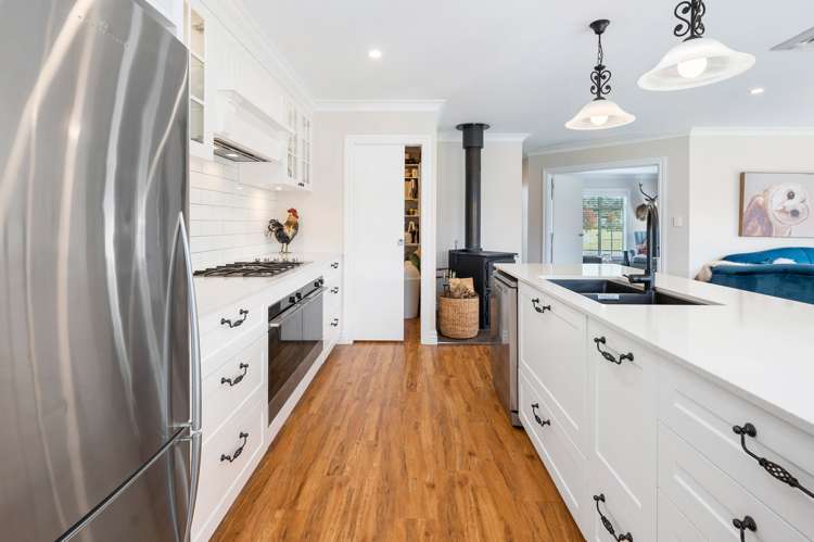 61 Montgomery Crescent Kinloch_4