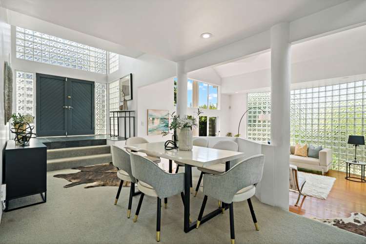 2/62 Simmental Crescent Somerville_13