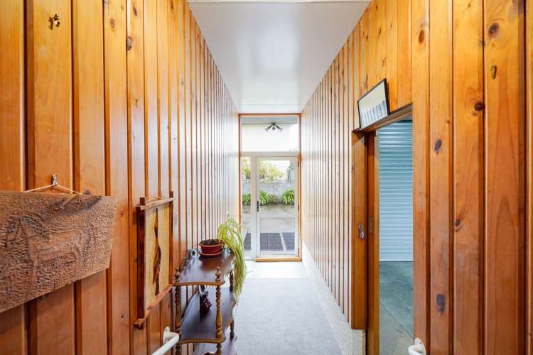 61 Racecourse Road Glengarry_21